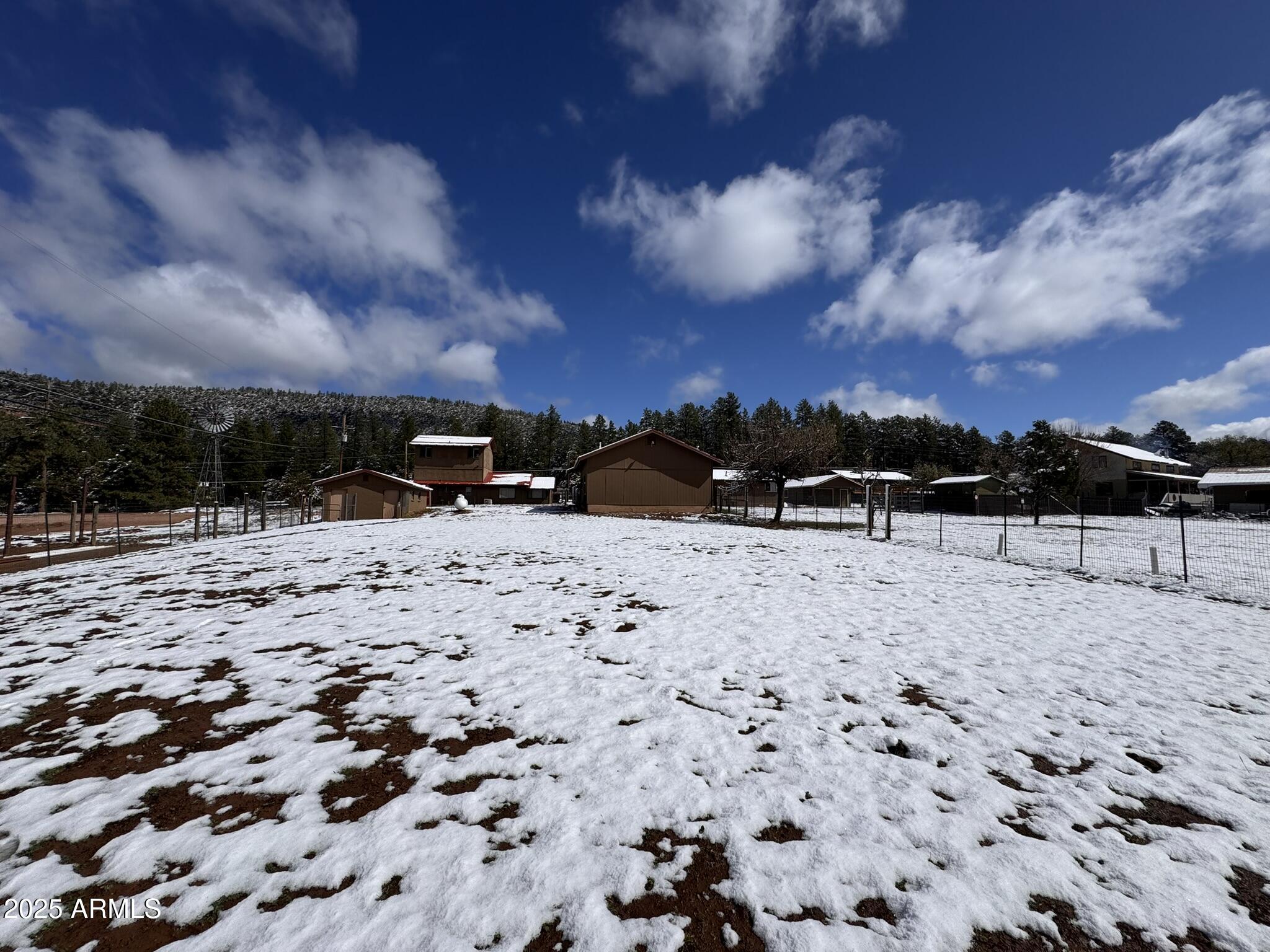 9107 Fossil Creek Road Strawberry, AZ 85544 - Photo 42 of 74 38 - 2 of 2 south fenced yards