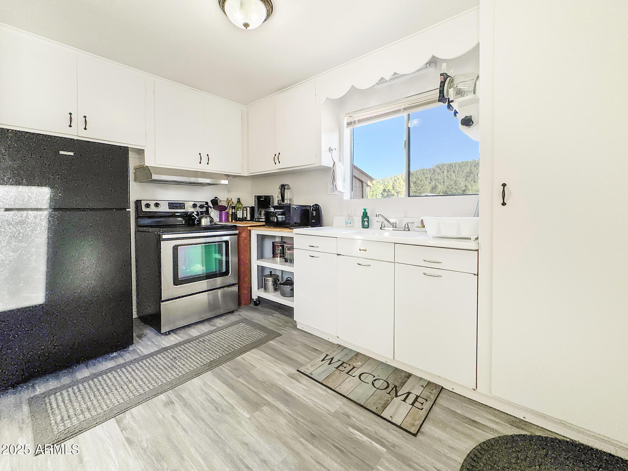 9107 Fossil Creek Road Strawberry, AZ 85544 - Photo 65 of 74 59 - Guest House Kitchen