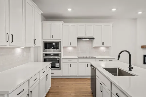 $539,990 | 3518 Winterfell Drive, Murfreesboro, TN 37129
