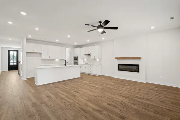 $539,990 | 3518 Winterfell Drive, Murfreesboro, TN 37129