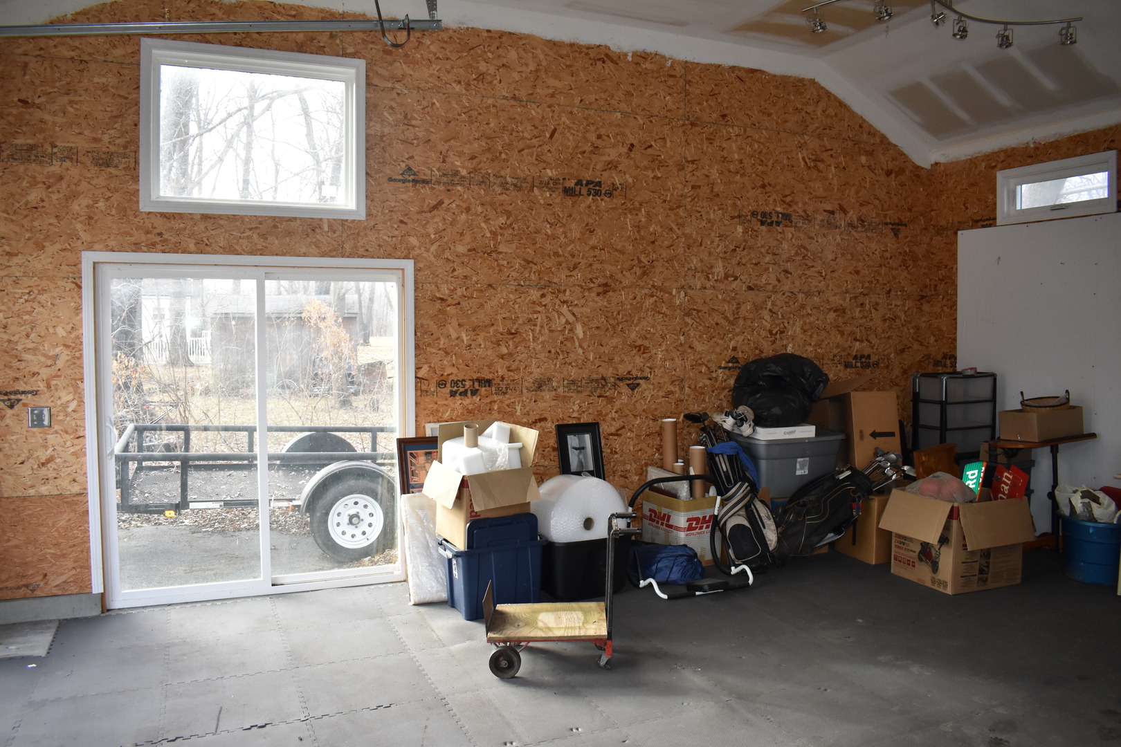 2821 A East 3500s Road Kankakee, IL 60901 - Photo 28 of 38 a view of a room with gym equipment
