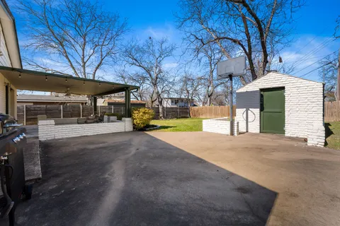$650,000 | 1900 Ohlen Road, Austin, TX 78757