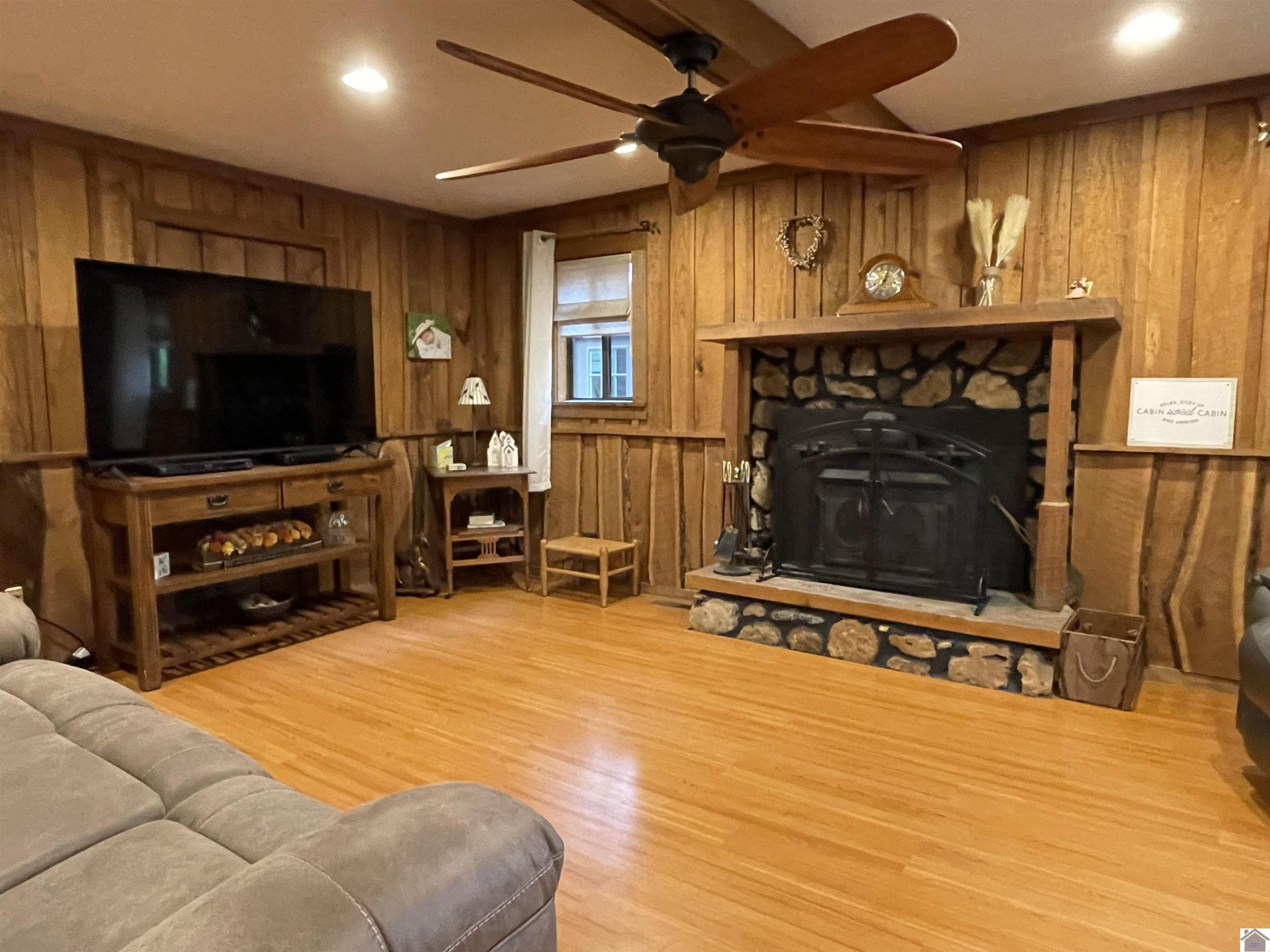 267 Robert Mitchell Road Cadiz, KY 42211 - Photo 7 of 41 Photo 7