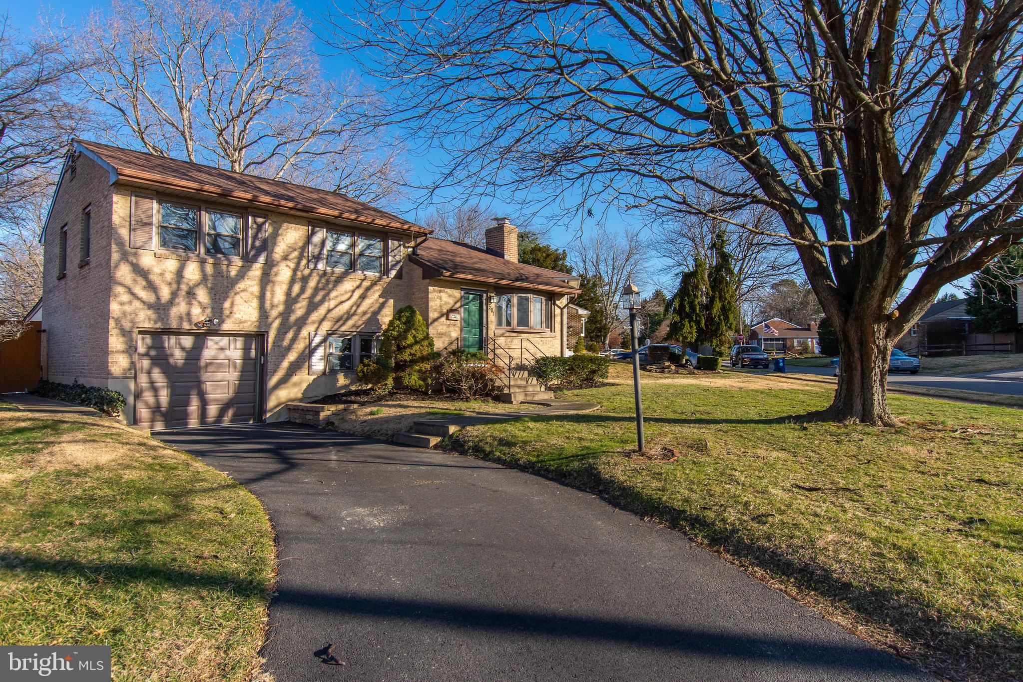 501 Maple Road Claymont, DE 19703 - Photo 2 of 25 Front