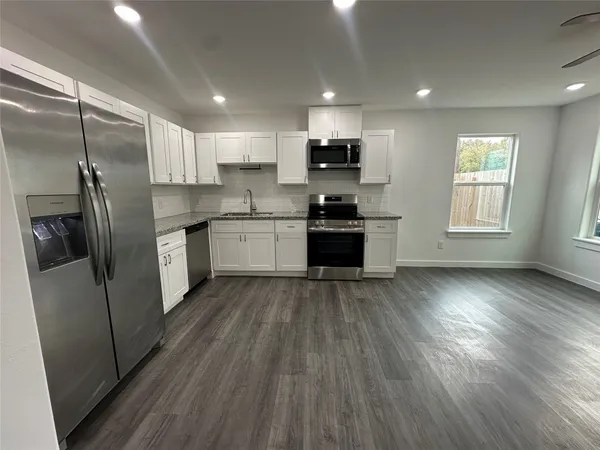 $1,625 | 7804 Crestview Drive, Unit A, Houston, TX 77028