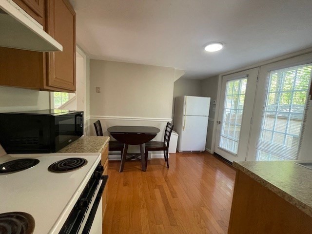 218 Stockbridge Road Scituate, MA 02066 - Photo 4 of 15 Gallery Image 4