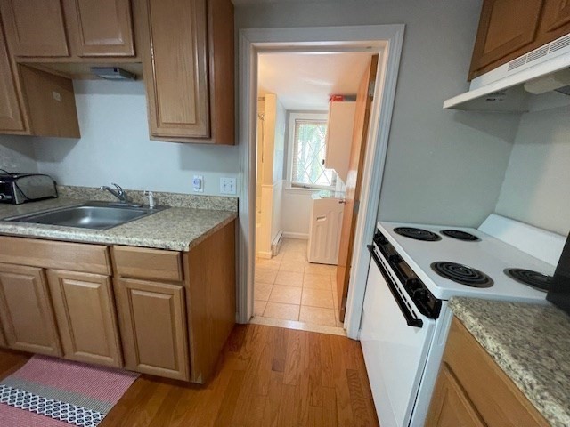 218 Stockbridge Road Scituate, MA 02066 - Photo 5 of 15 Gallery Image 5