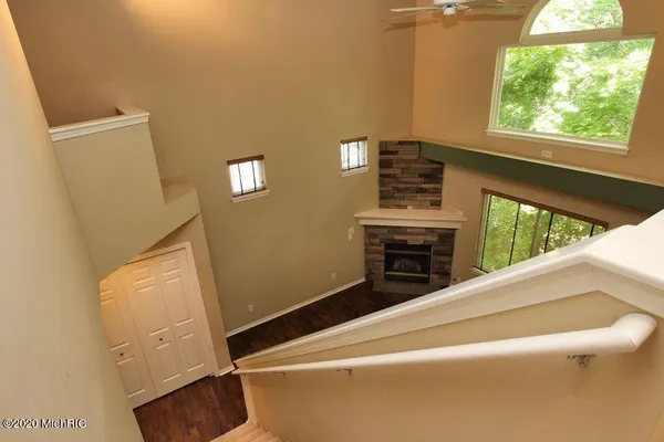 $2,250 | 5890 East Lyn Haven Drive Southeast, Unit 55, Kentwood, MI 49512