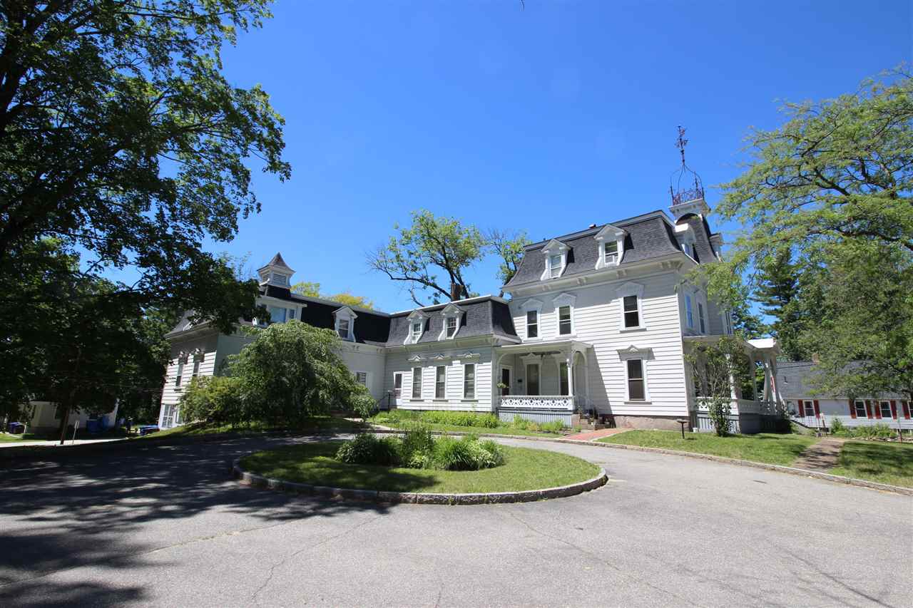 10 Derry Road Hudson, NH 03051 - Photo 1 of 29
