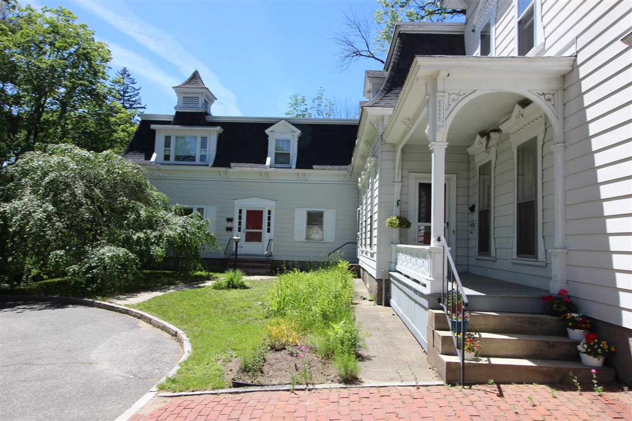 10 Derry Road Hudson, NH 03051 - Photo 4 of 29