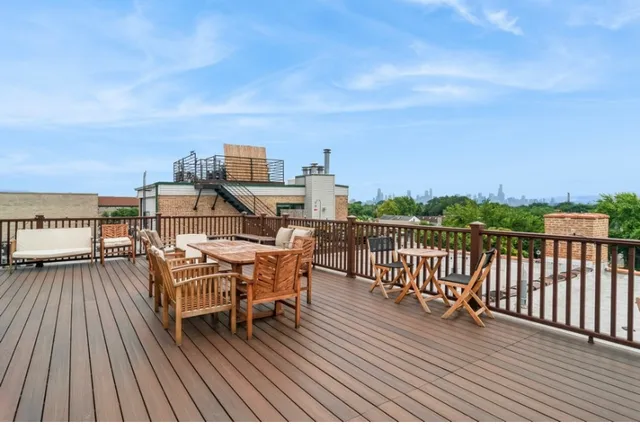 $360,000 | 2011 West Belmont Avenue, Unit 208, Chicago, IL 60618