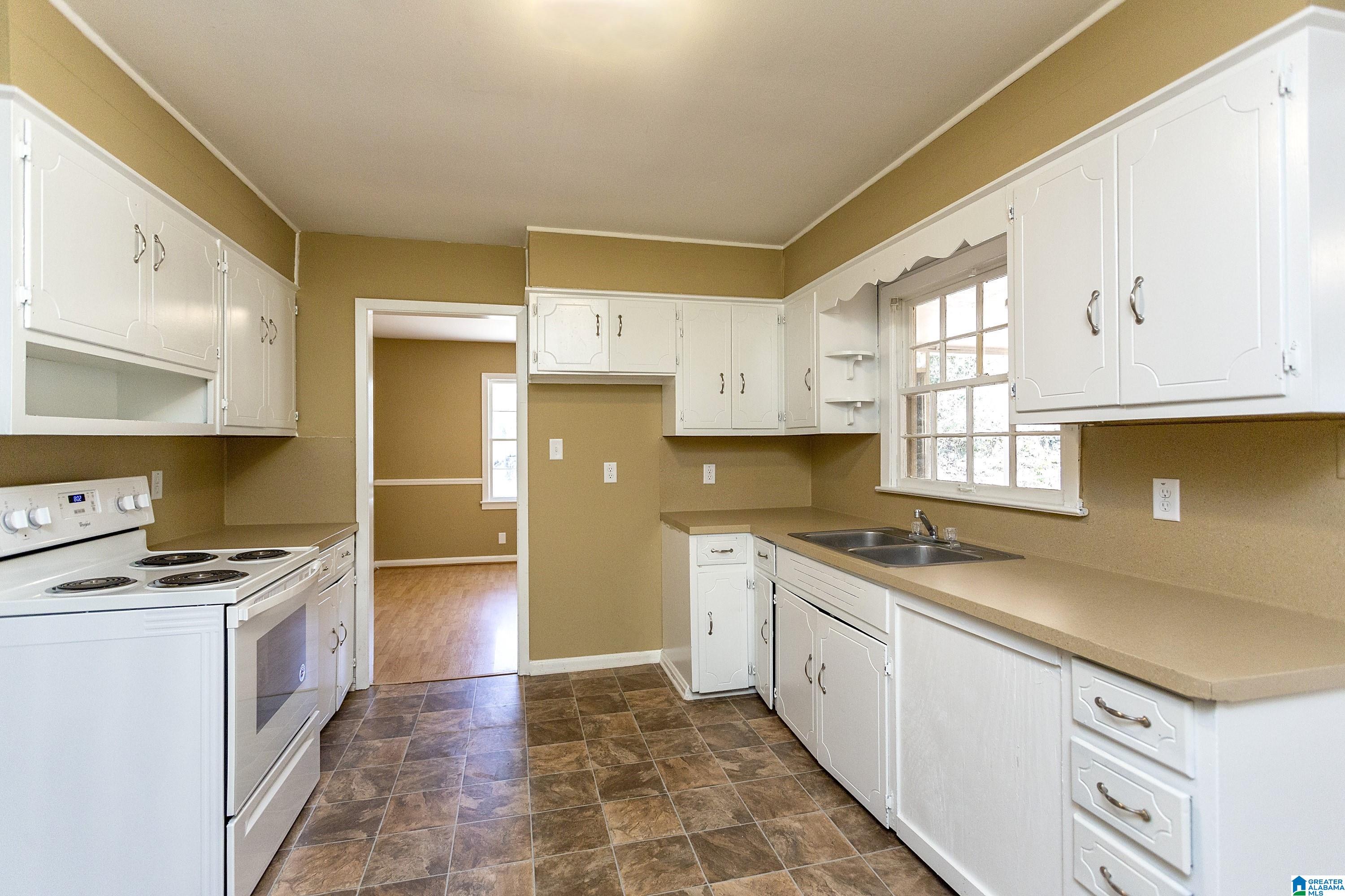 245 Sun Valley Road Birmingham, AL 35215 - Photo 13 of 27