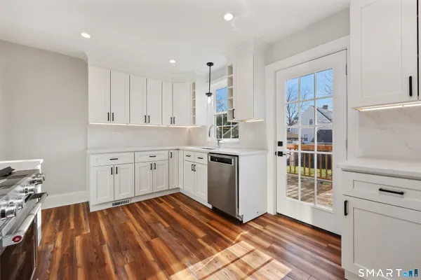 $4,000 | 60 Walter Avenue, Norwalk, CT 06851