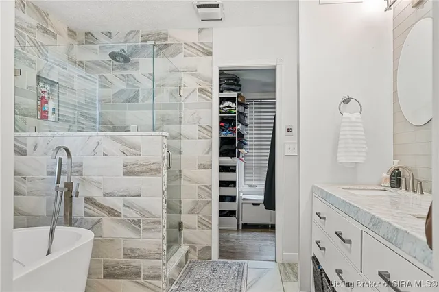 $569,900 | 2503 Poplar Ridge Lane, Madison, IN 47250