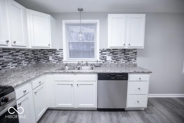 $224,900 | 9060 North County Road 740 East, Butlerville, IN 47223