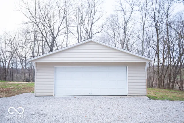 $224,900 | 9060 North County Road 740 East, Butlerville, IN 47223