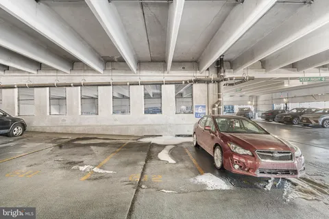 $455,000 | 2101 Market Street, Unit 908, Philadelphia, PA 19103