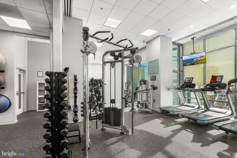 $455,000 | 2101 Market Street, Unit 908, Philadelphia, PA 19103