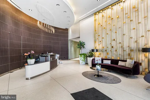 $455,000 | 2101 Market Street, Unit 908, Philadelphia, PA 19103