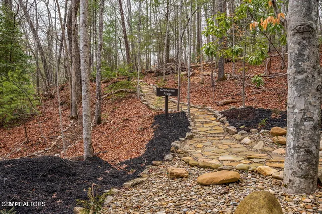 $799,900 | 1903 Waters End Road, Walland, TN 37886