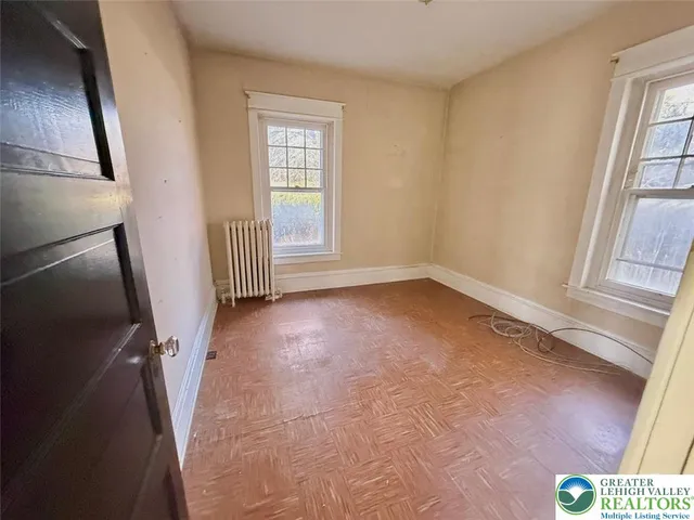 $250,000 | 3037-3041 Arcadia Avenue, Unit 3037, Allentown, PA 18103