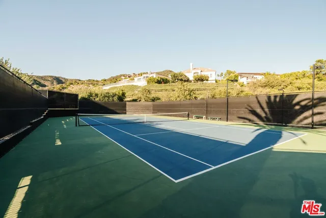 a view of an outdoor space and a yard