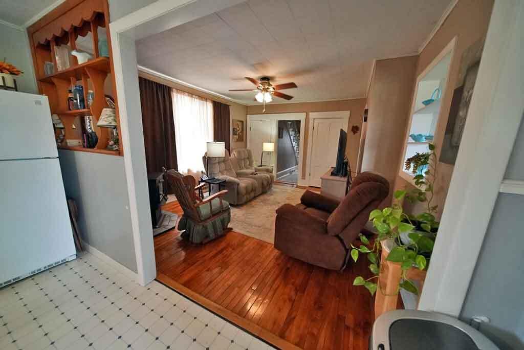 121 Jones Road Monticello, ME 04760 - Photo 20 of 77 maine-farmhouse-1st-floor
