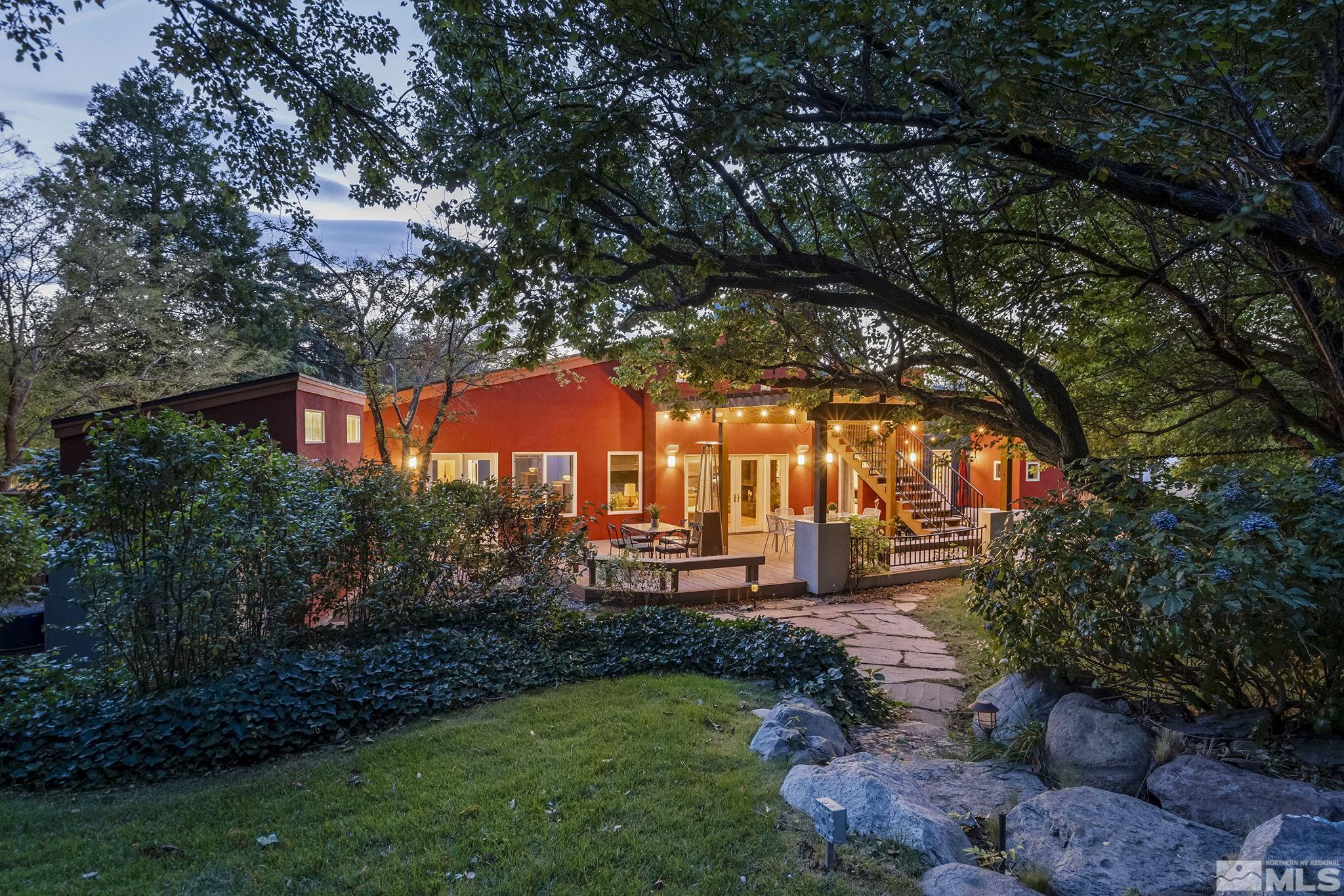 6850 Prestwick Circle Reno, NV 89502 - Photo 4 of 40 Photo 4