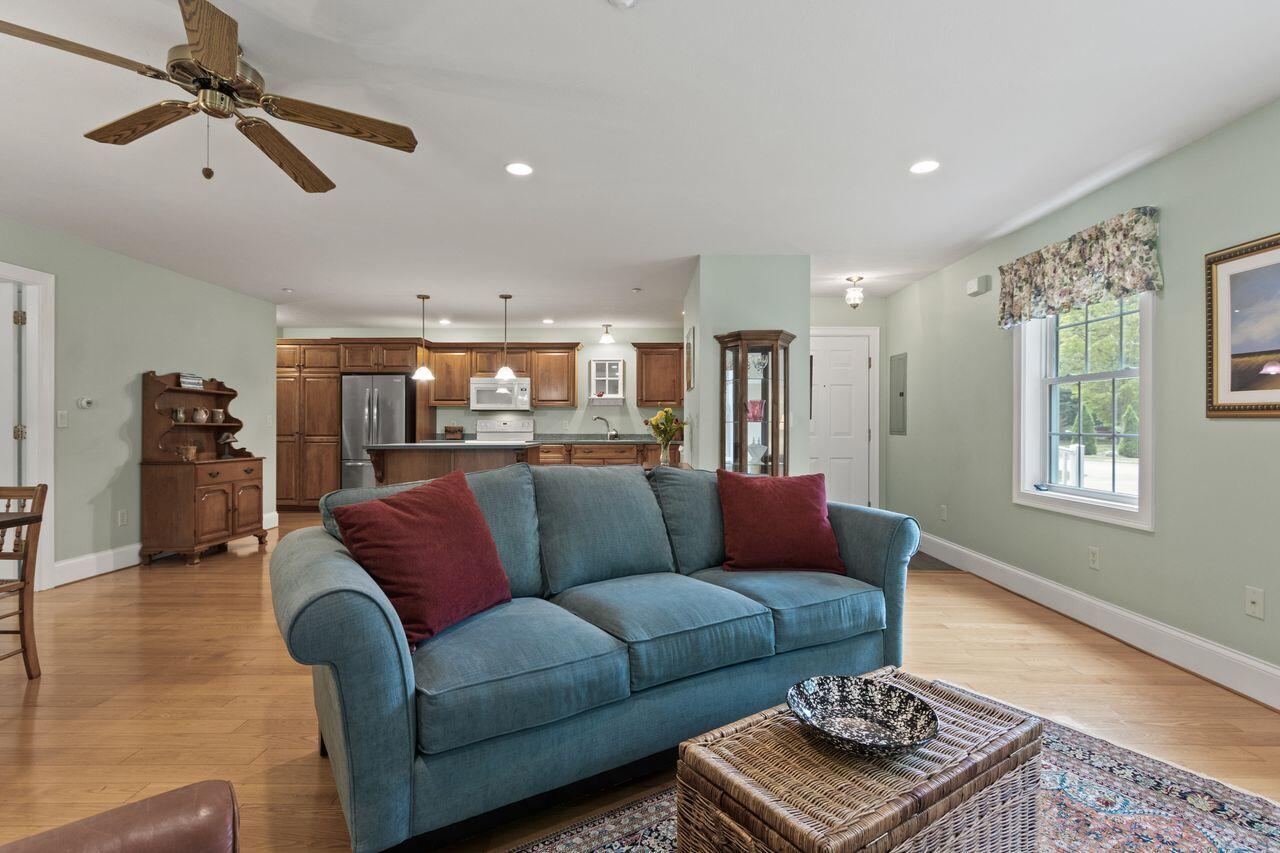 330 Main Street, Unit 4 Cumberland, ME 04021 - Photo 13 of 45 20260714KJ-72017