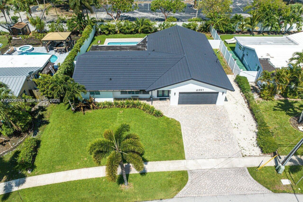 6991 Northeast 7th Avenue Boca Raton, FL 33487 - Photo 36 of 40