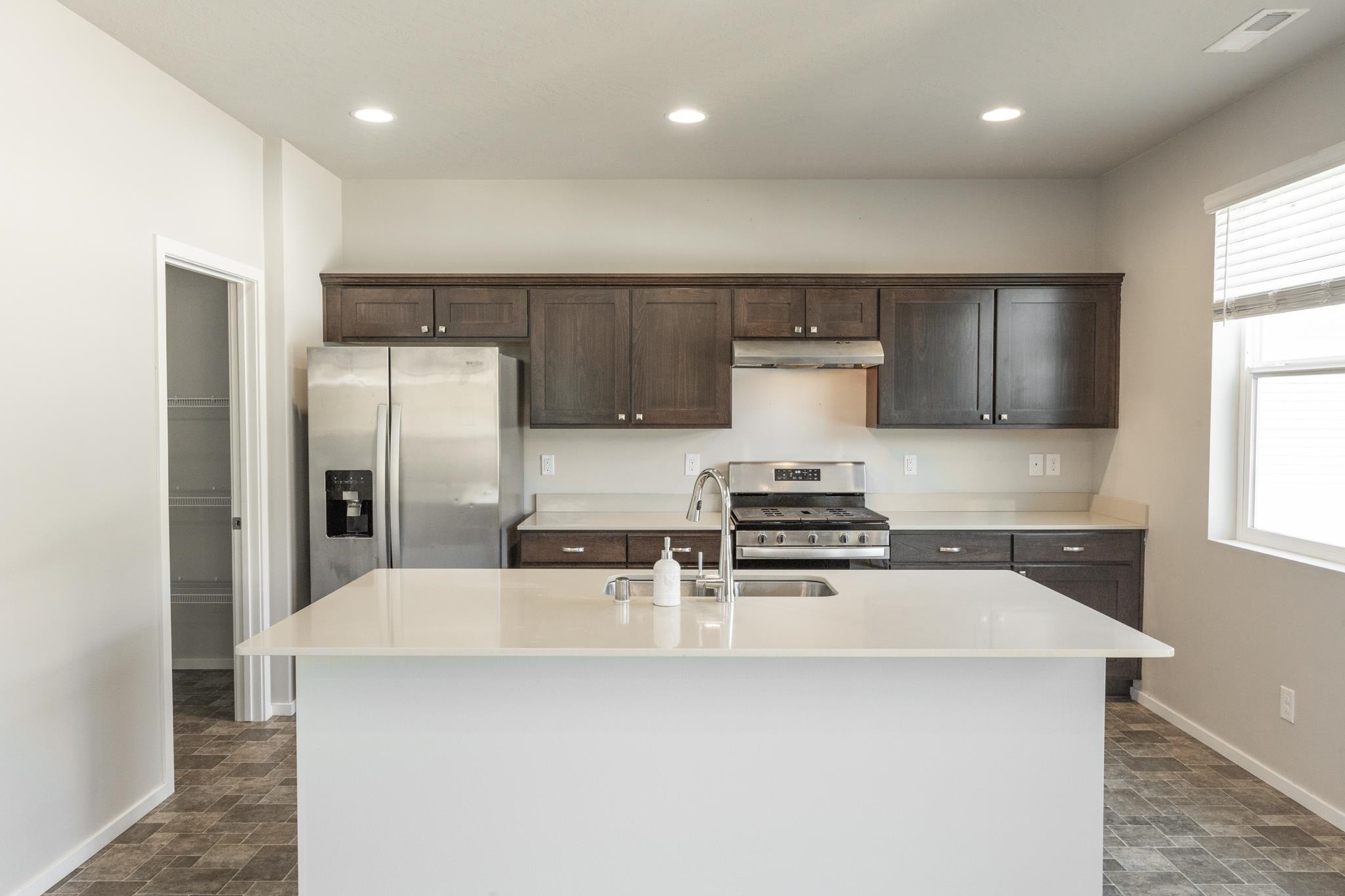 915 East Silver Pine Road Colbert, WA 99005 - Photo 8 of 28
