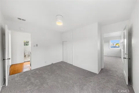 $1,295,000 | 545 Manila Avenue, Long Beach, CA 90814
