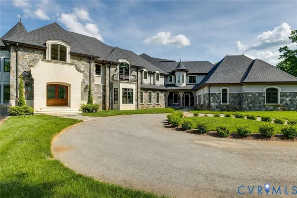 $6,900,000 | 785 Oak Spring Lane, Manakin-Sabot, VA 23103