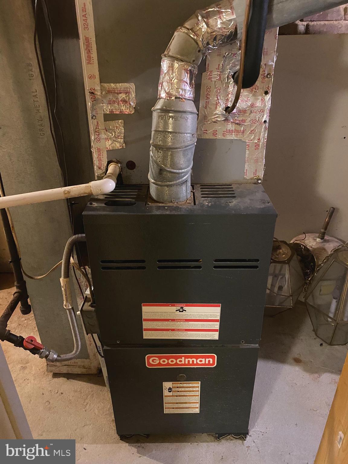 2221 Jefferson Street Baltimore, MD 21205 - Photo 20 of 29 a close view of appliances