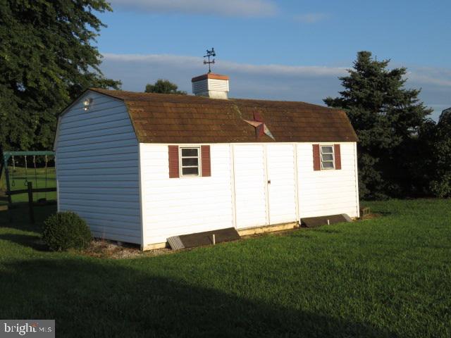 570 Sells Station Road Littlestown, PA 17340 - Photo 3 of 26