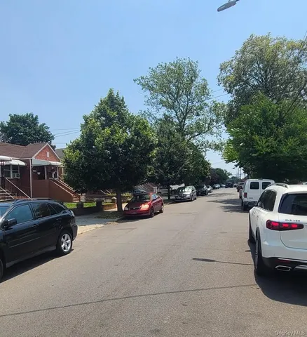 $792,000 | 114-42 204th Street | St. Albans