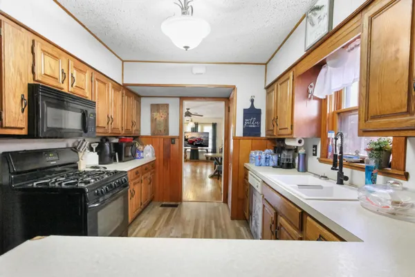 $195,000 | 306 Ave G Northwest, Childress, TX 79201