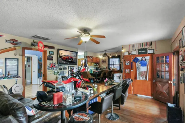 $195,000 | 306 Ave G Northwest, Childress, TX 79201