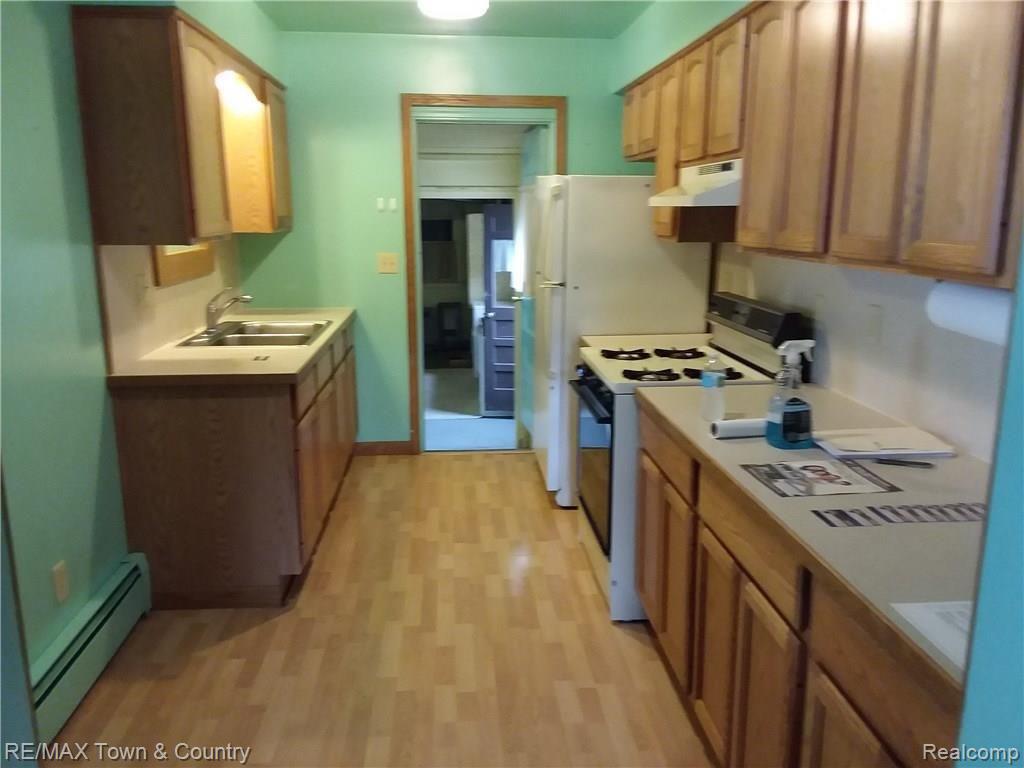 28580 Allen Road Trenton, MI 48183 - Photo 9 of 32 20180610_142807.jpg