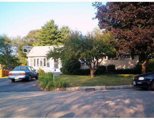 35 Sunset Drive Springfield, MA 01109 - Photo 1 of 1 Gallery Image 1