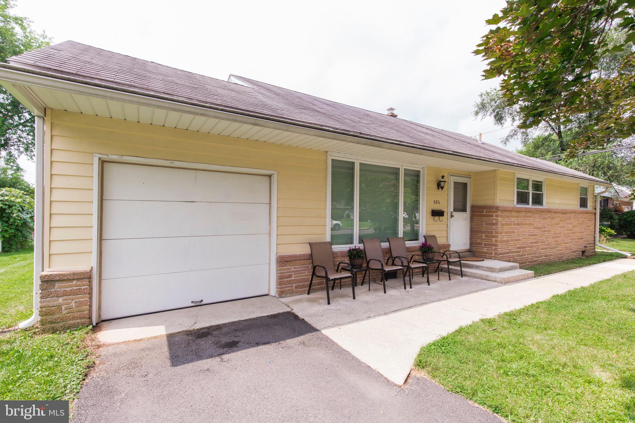 686 Cypress Road Warminster, PA 18974 - Photo 2 of 28 Front Of Home