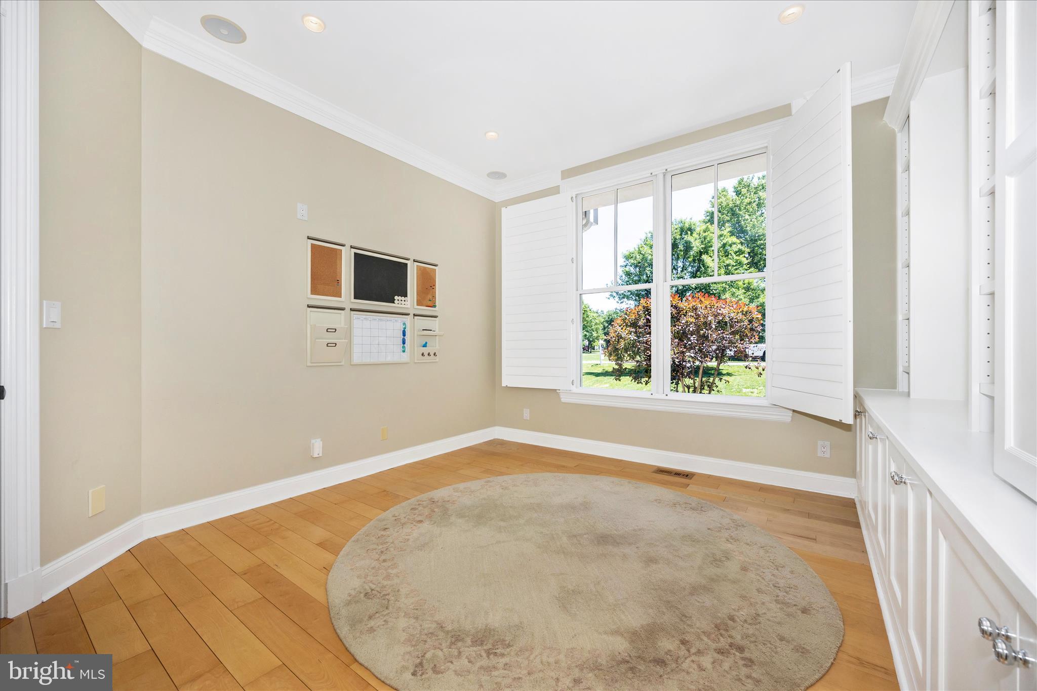 21612 Ripplemead Drive Gaithersburg, MD 20882 - Photo 33 of 129 Office