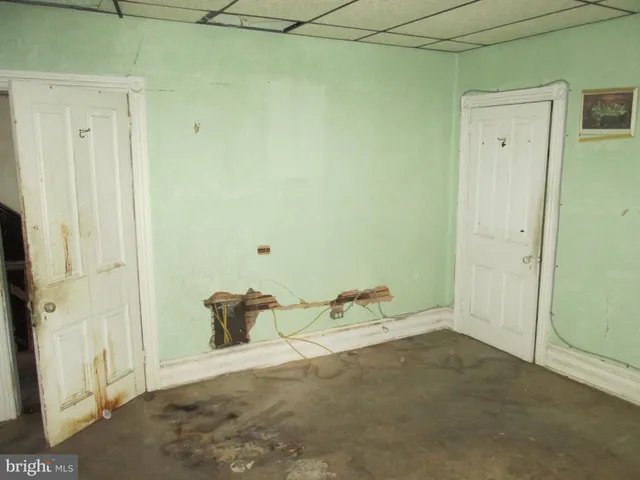 a view of room with window