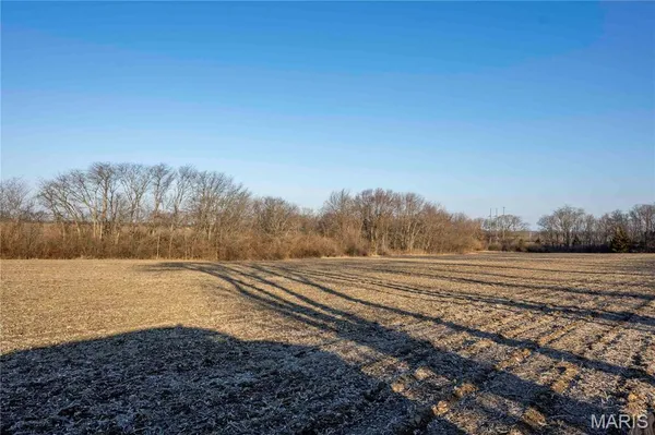 $1 | 0 Highway B Highway, Elsberry, MO 63343