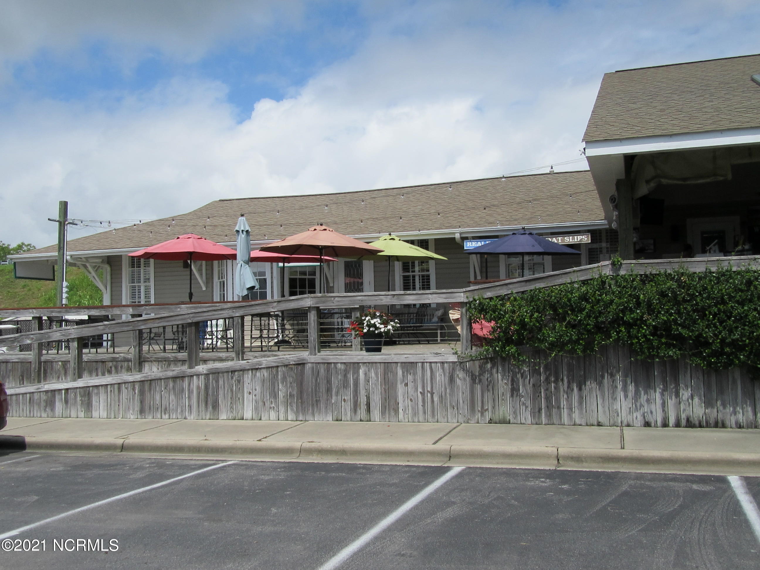 32 Spinnaker Point Road South Oriental, NC 28571 - Photo 37 of 40 O Town Restaurant & Pub