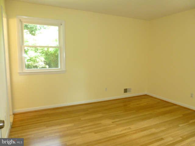 2225 Forest Glen Road Silver Spring, MD 20910 - Photo 14 of 30 a view of an ocean from a room