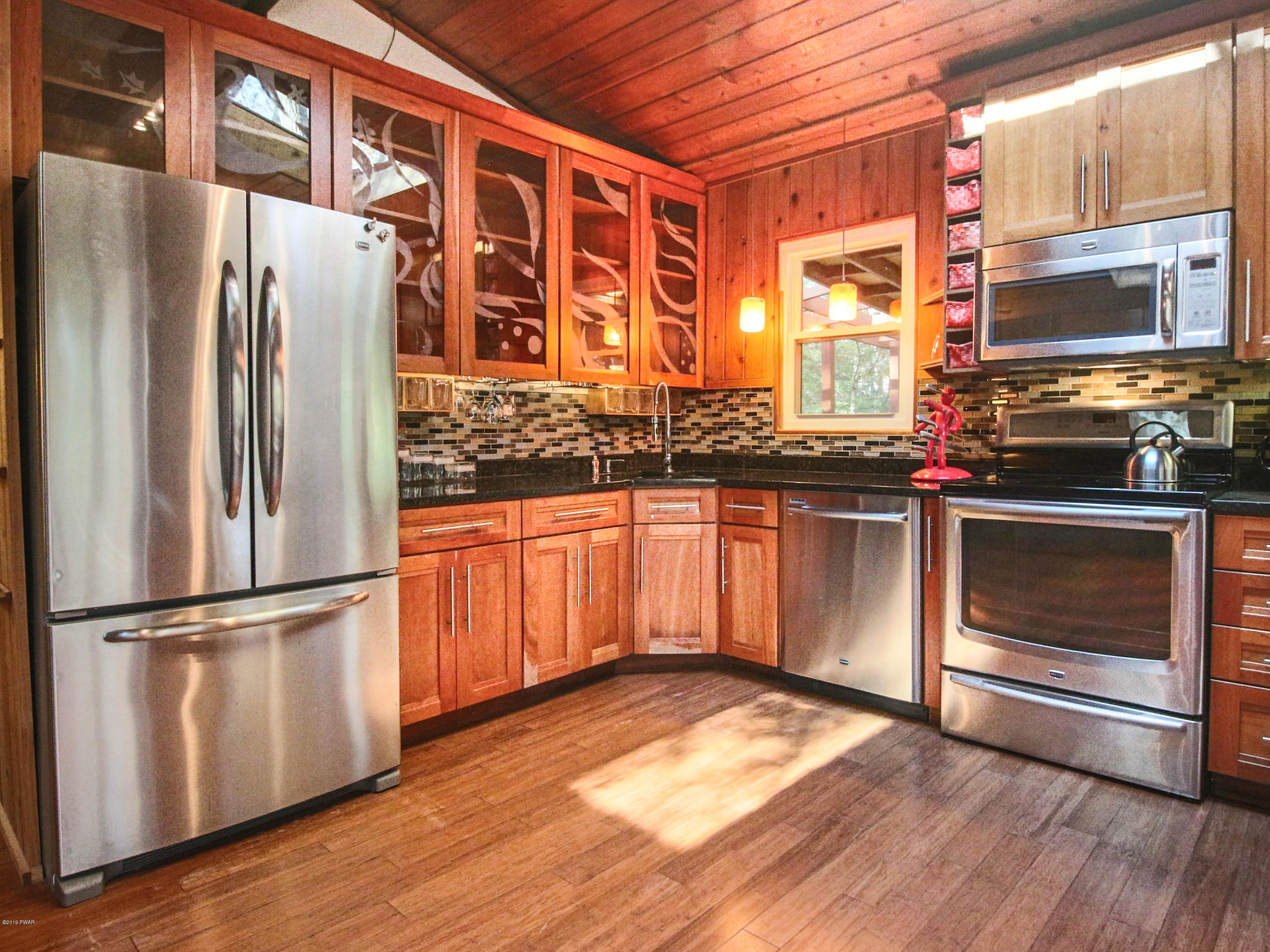 118 West Shore Road Shohola, PA 18458 - Photo 15 of 47 15