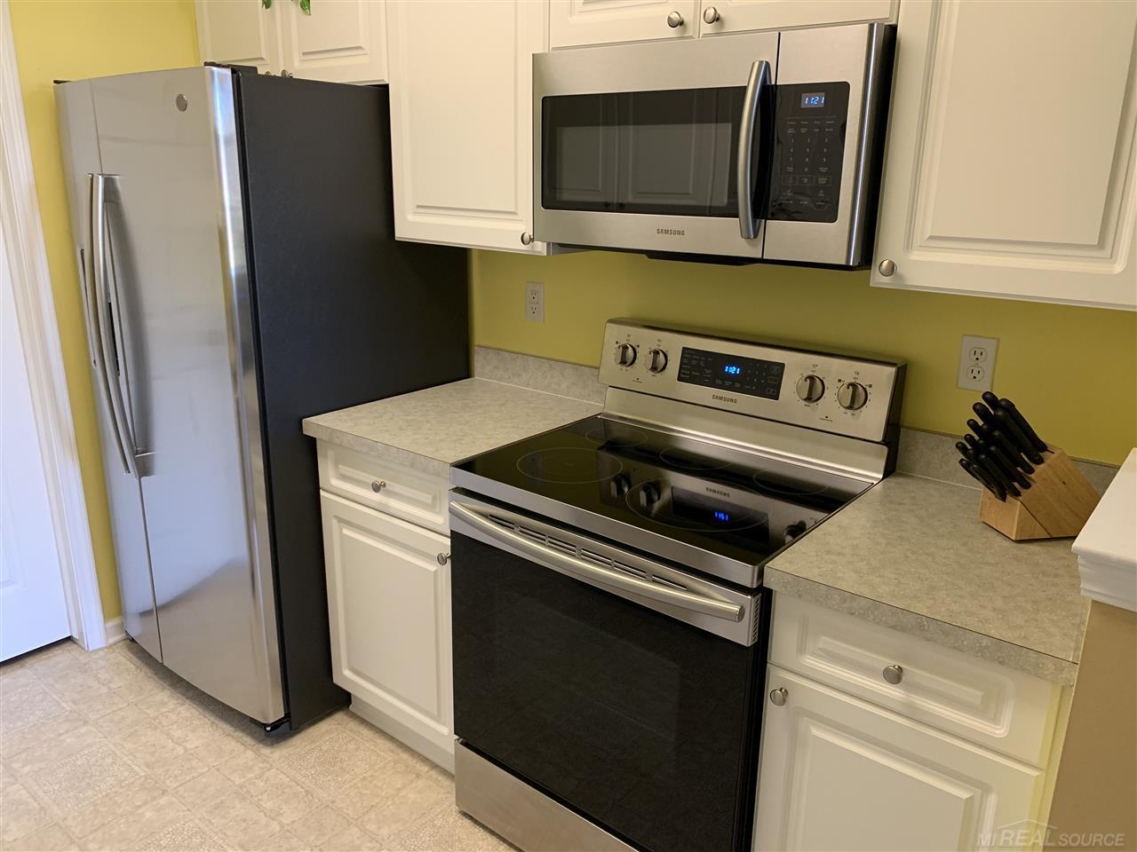 3620 Tremonte Circle Rochester, MI 48306 - Photo 4 of 18 Appliances