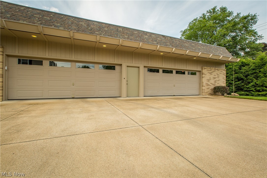 111 South Reeves Avenue Dover, OH 44622 - Photo 5 of 35 Gallery Image 5