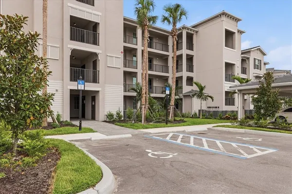 $2,750 | 19140 Scallop Loop, Unit 102, Lakewood Ranch, FL 34211
